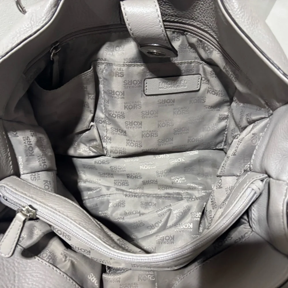 ❤️Michael Kors Hamilton Heather Gray Tote - Picture 5 of 7